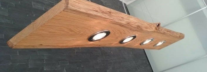 Drewniana lampa wisząca